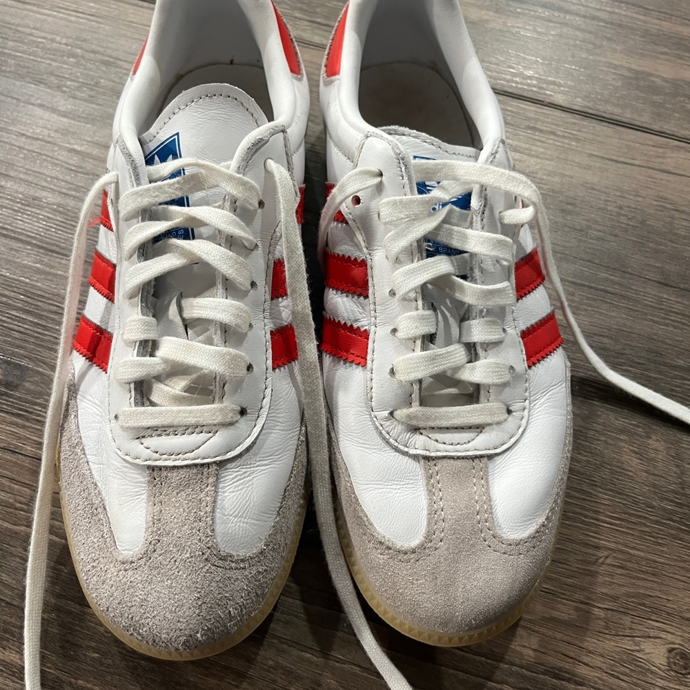 Adidas Sambas kids size 4.5 White and Red Striped Sneakers